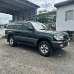 【トヨタ　ランドクルーザー100】 